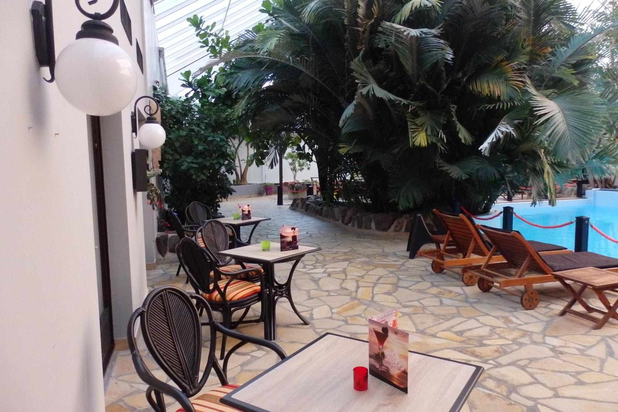 Tropical Hotel Durbuy Exterior foto